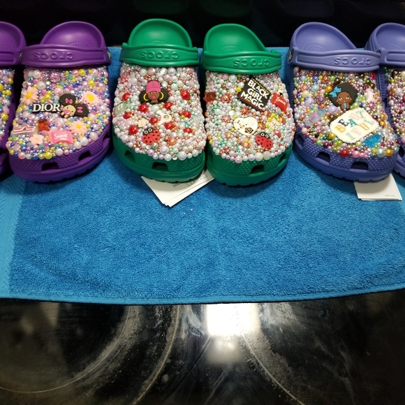 Customized Crocs - Picture 13 of 16